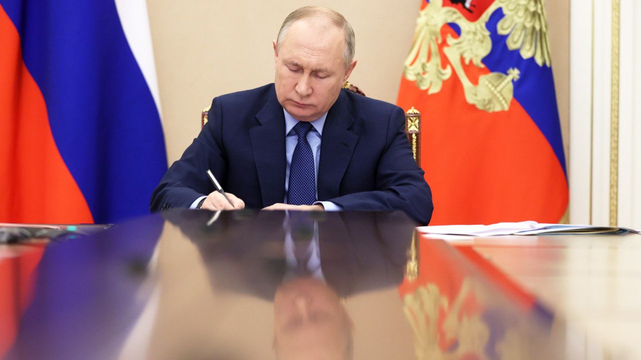 Władimir Putin (fot. PAP/EPA/MIKHAIL METZEL/SPUTNIK/KREMLIN POOL)