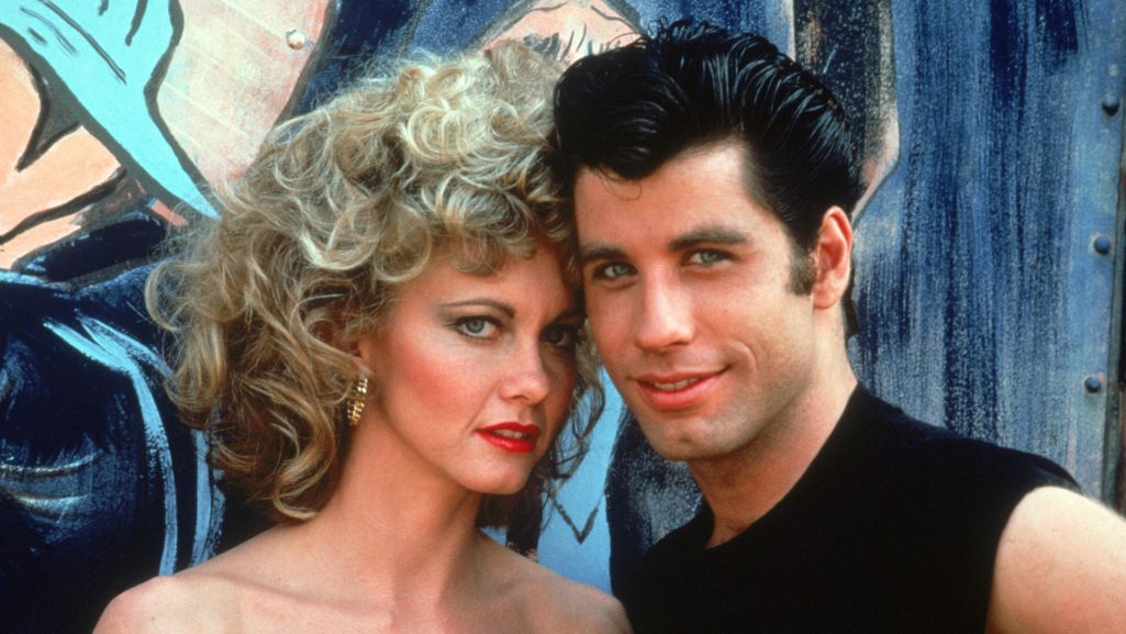 Po premierze filmu „Grease” John Travolta nagrał jeszcze kilka utworów z Olivią Newton-John. Fot. Materiały prasowe TVP